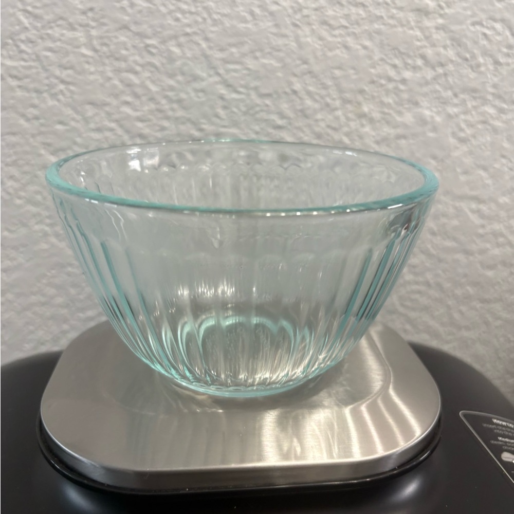 A Pyrex Sculpted Glass Mixing Bowl
